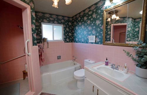 Wellington Casa | Nine Mile Ranch | 4BR, Views, Fireplace, Office