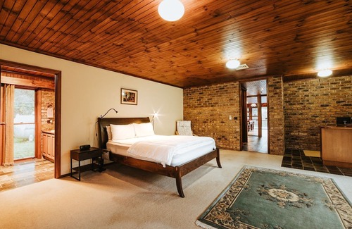 Howqua Casa | Jade Hill - Howqua - Sleeps 10