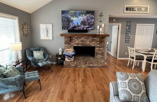 Arley Casa | solid rock shoreline, no steps, views,