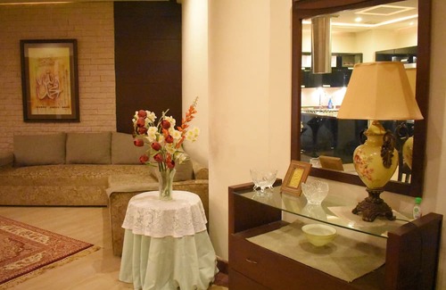 Rawalpindi Apartamento | Peaceful Couple's Gateway APT