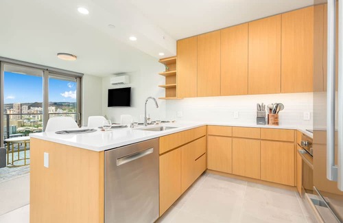 Ala Moana Condominio | Spectacular Condo at Sky Ala Moana with Ocean View and Parking