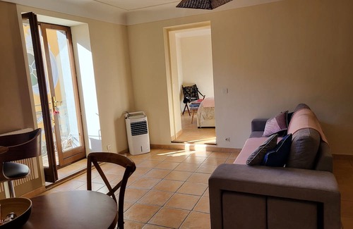 Sainte-Agnes Apartamento | Appartement au Cœur du Village Médiéval de Sainte Agnès, Entre mer et Montagne