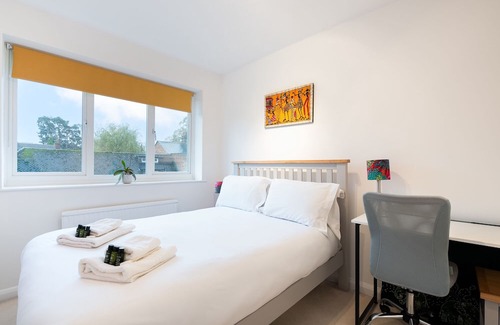 Marlow Casa | Cosy Place with Free Parking I Pass The Keys