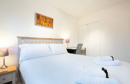 Marlow Casa | Cosy Place with Free Parking I Pass The Keys