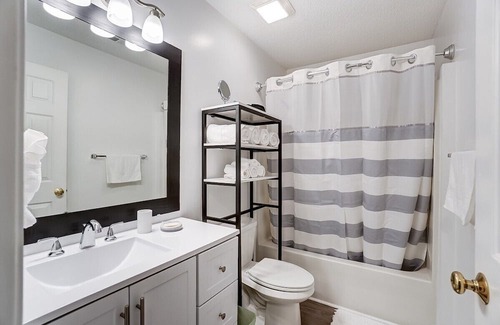 Wingate Apartamento | Walking distance to Wingate University! Book now