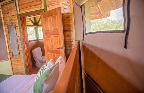 Pakwach Otro | Tilenga Safari Lodge
