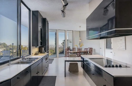 Bel Air Casa | Explosive City Views at Villa Fontante