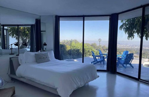 Bel Air Casa | Explosive City Views at Villa Fontante