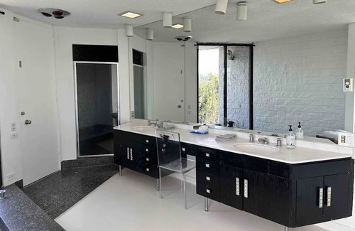 Bel Air Casa | Explosive City Views at Villa Fontante