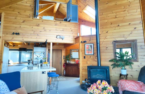 Pukehina Casa | Water's Edge Retreat Internal name: 694 Pukehina Parade