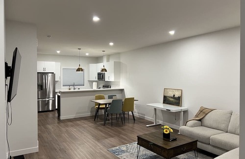 Regina Casa | 5 minutes walk from save on foods, starbucks and other amenities