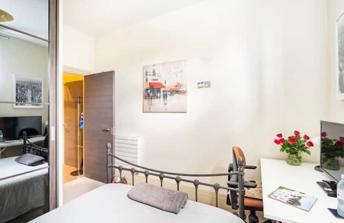North Richmond Casa | Perfect Richmond Super Host. Three Private Rooms.