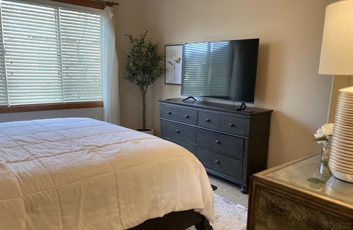 West End Casa | 3 Bed 3 Bath West End Townhome