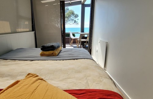 Parapara Cabaña | Beachfront Bliss - romantic & cosy on the beach