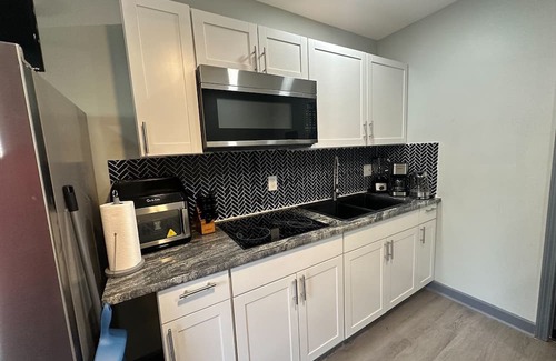Church Street Apartamento | Luxury mini studio 1 min from Southern Regional hospital 15 mins from the city B