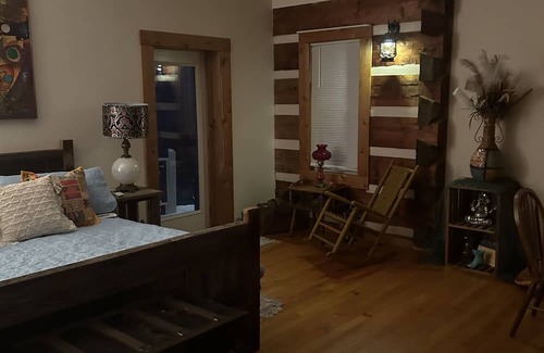 Hestand Cabina | Whippoorwill Hollow on Kettle Creek