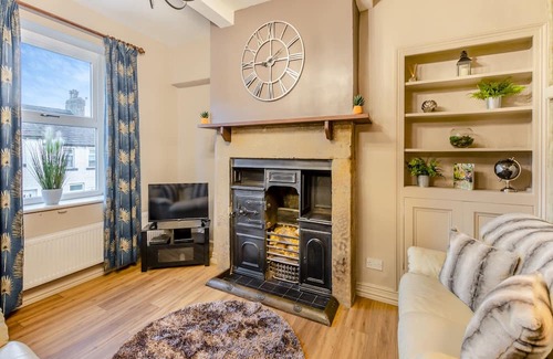 Oakworth Cabaña | 2 bedroom accommodation in Oakworth, near Keighley