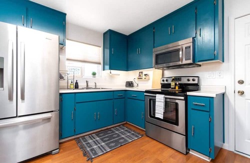Diamond Springs Casa | Koi on Toyan | Fire Pit, Walk to Brewery, Traeger