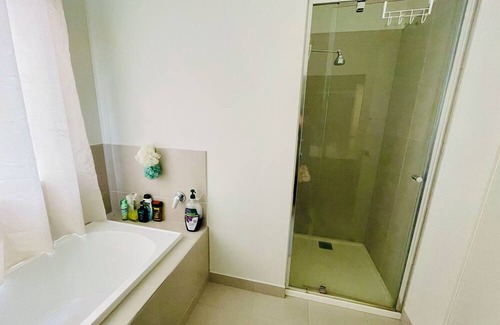 Werribee Casa | Cheerful place with one bedroom