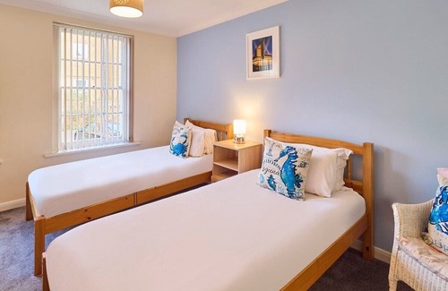 Margate Old Town Cabaña | Host & Stay | Cobb Court