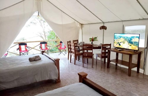 San Rafael de Guatuso Casa | Volcano Tenorio Glamping Ranch - 3 Fully Furnished Luxury Glamping Tents