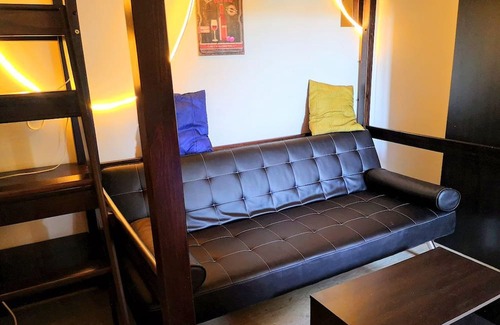 Route d'Arles Apartamento | Apartment 'Le Petit Studio De Nîmes' with Shared Terrace, Wi-Fi and Air Conditioning