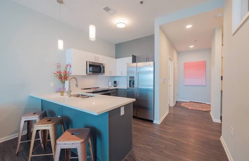 North Kansas City Apartamento | Rose Haven Retreat 2BR Loft 1.7 Miles to Downtown