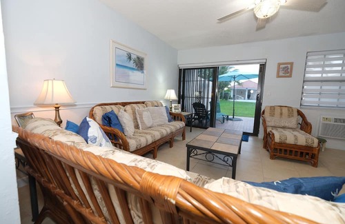 Williams Town Condominio | Relaxing Island Retreat