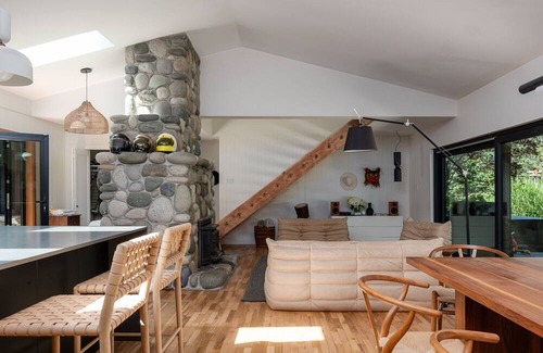 Courtenay Casa | For those seeking a unique getaway with modern comfort and natural beauty!