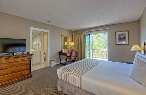Clayton Condominio | KW_310 King Bed Unit