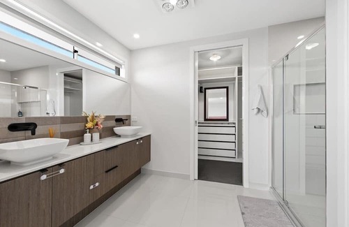 Werribee Casa | 4BR gateaway werribee SPA House