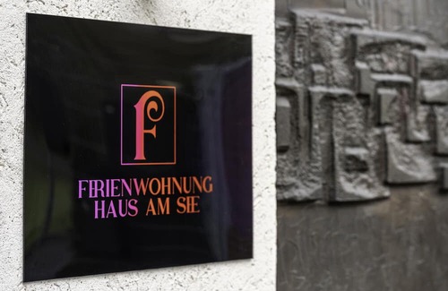 Kaufungen Apartamento | Apartment 'Ferienwohnung Haus Am See' with Wi-Fi