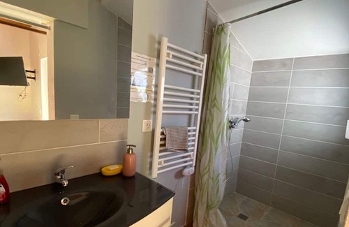 Castelsagrat Cabaña | Gite Castelsagrat, 3 bedrooms, 5 persons