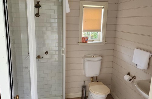 Hartley Vale Otro | Historic Collits Inn