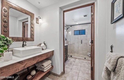 Carefree Condominio | Luxury Unit Carefree, Arizona with great golfing, art, restaurants and shopping