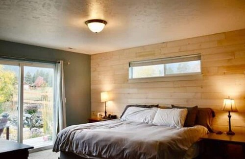 Baker City Casa | FO - Gorgeous! 4 Bdrm, 3 Bath Mtn Getaway, Hot Tub