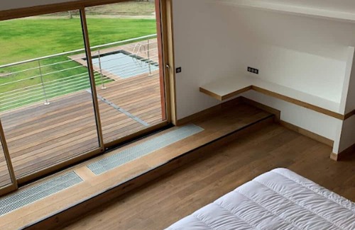 Ploeren Cama Y Desayuno | Chambre D'hôtes, 2,5 kms du Golfe du Morbihan, au Calme, Piscine