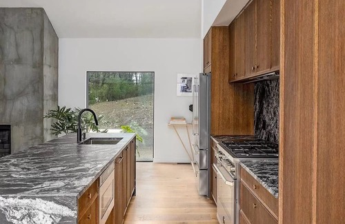 Accord Casa | Cozy Newly Built Retreat w/Pool & 10 Acres in Accord, NY!