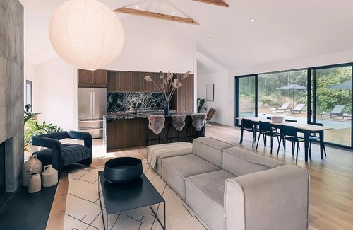 Accord Casa | Cozy Newly Built Retreat w/Pool & 10 Acres in Accord, NY!