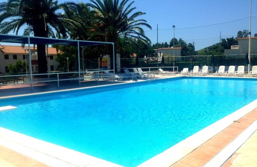 Falerna Apartamento | Holiday Apartment "Trilocale 31 Residence La Giungla" with Sea View, Shared Pool & Wi-Fi