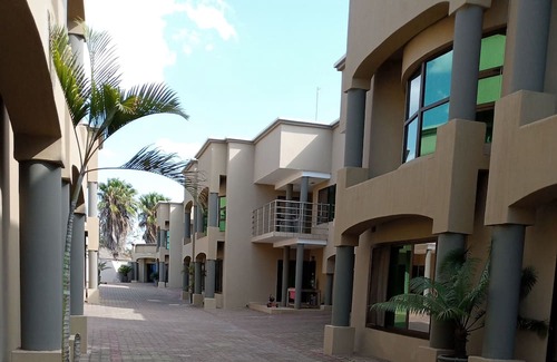 Lusaka Apartamento | Executive fully furnished apartment close to amenities In Massmedia no001