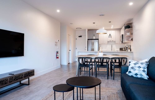 Revelstoke Condominio | Drop In Condo by Revelstoke Vacations