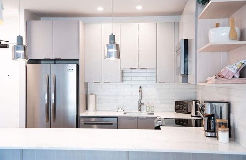 Revelstoke Condominio | Drop In Condo by Revelstoke Vacations