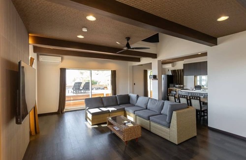 Sumoto Casa | Panoramic view of the ocean with a sunset view En / Sumoto Hyōgo