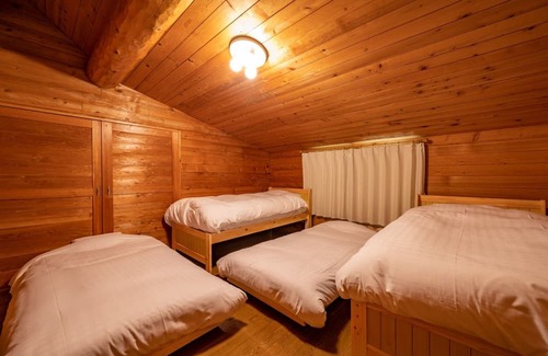 Nasu Casa | Log house with nature BBQ grill available Projector available Pets allowed 3 bedrooms Up to 3 parkin / Nasugun Tochigi