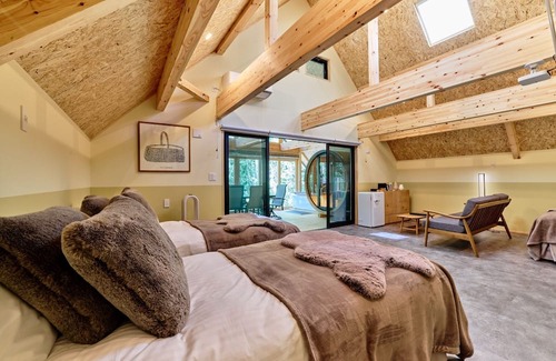 Narusawa Casa | Deluxe Cottage Citrine / Minamitsurugun Yamanashi