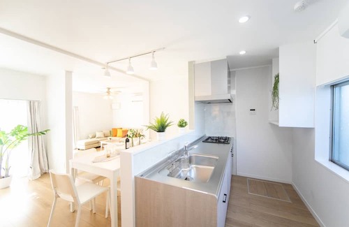 Kuwana Casa | Accommodates 9 people pets allowed 5 minutes to / Kuwana Mie