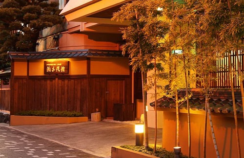 Futami Casa | Hamachiyokan A Japanesemodern Koigatarinoma where you can see Ise Bay / Ise Mie
