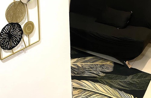 Highway Hills Condominio | AESTHETIC 1 BR W/BALCONY in edsa, manila