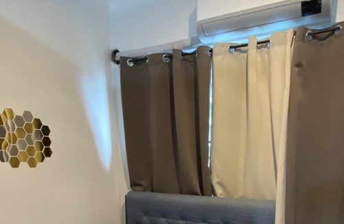 Highway Hills Condominio | AESTHETIC 1 BR W/BALCONY in edsa, manila